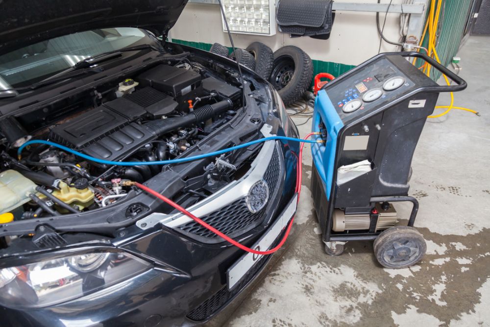 Auto AC Repair: Keeping Your Cool During Hot Weather